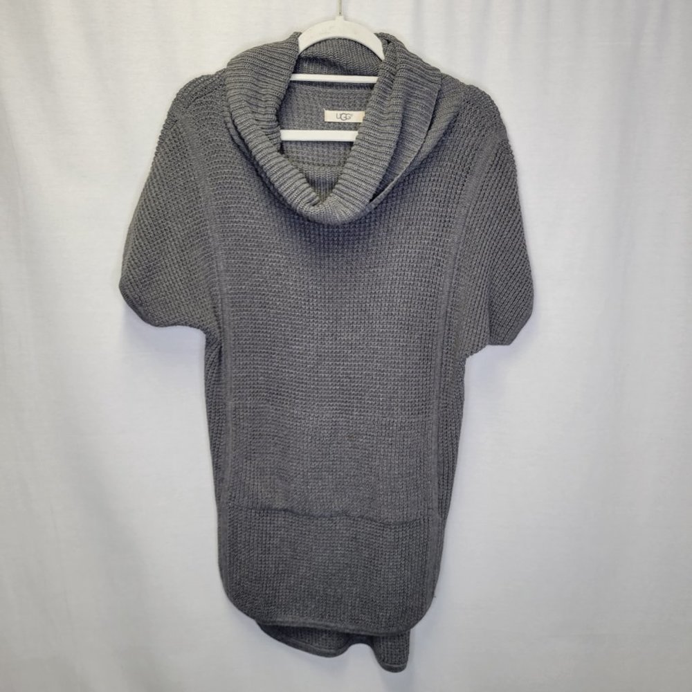 Ugg Women's Medium Sweater Gray Tunic Length Short Sleeve Cowl Neck Pouch Pocket